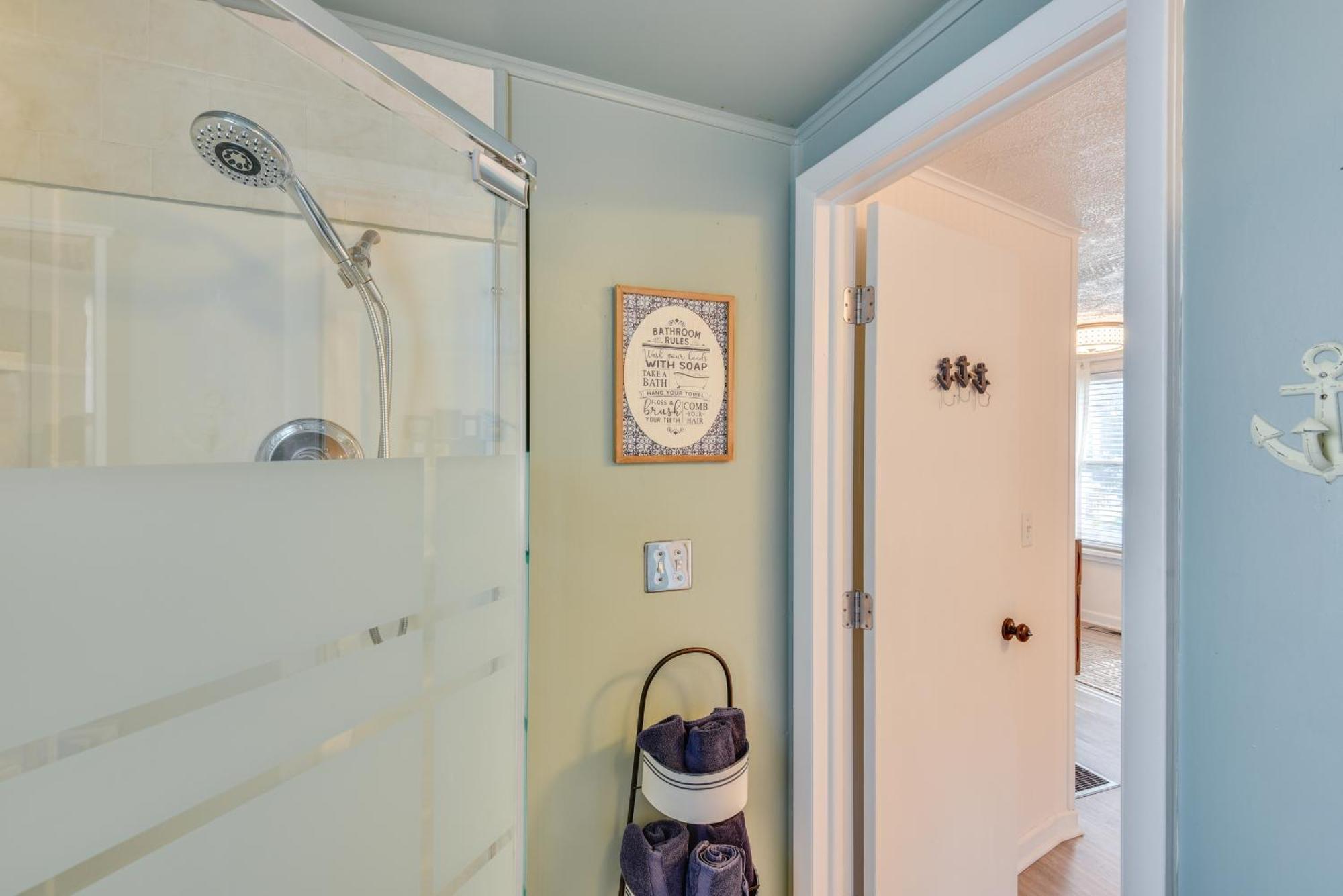 Rome City Lake House With Dock And Waterfront Views! Kendallville ภายนอก รูปภาพ