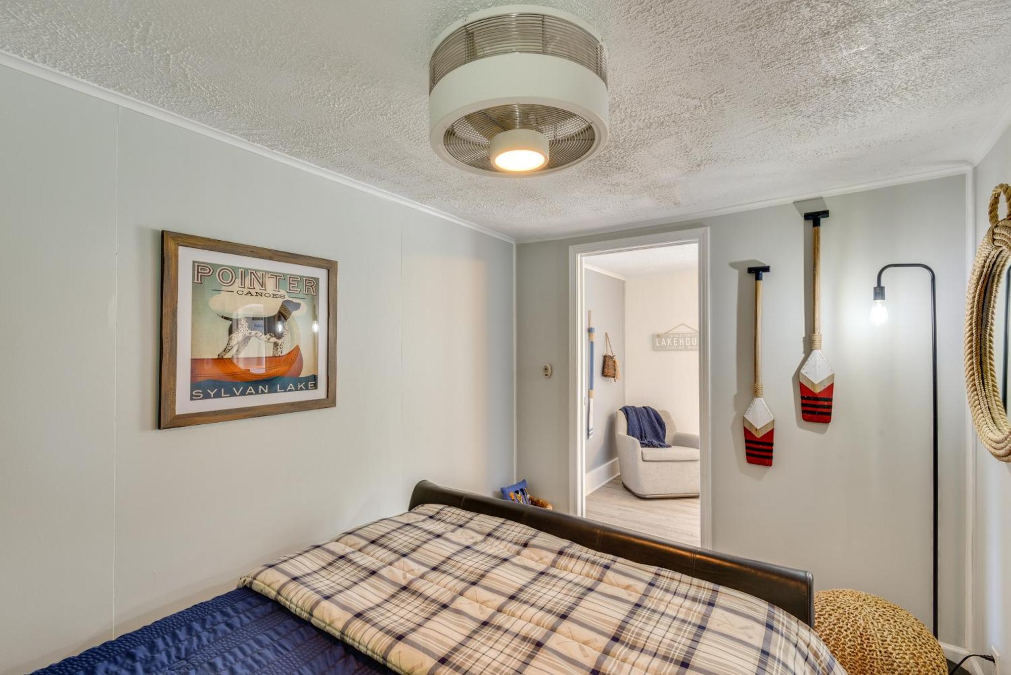 Rome City Lake House With Dock And Waterfront Views! Kendallville ภายนอก รูปภาพ