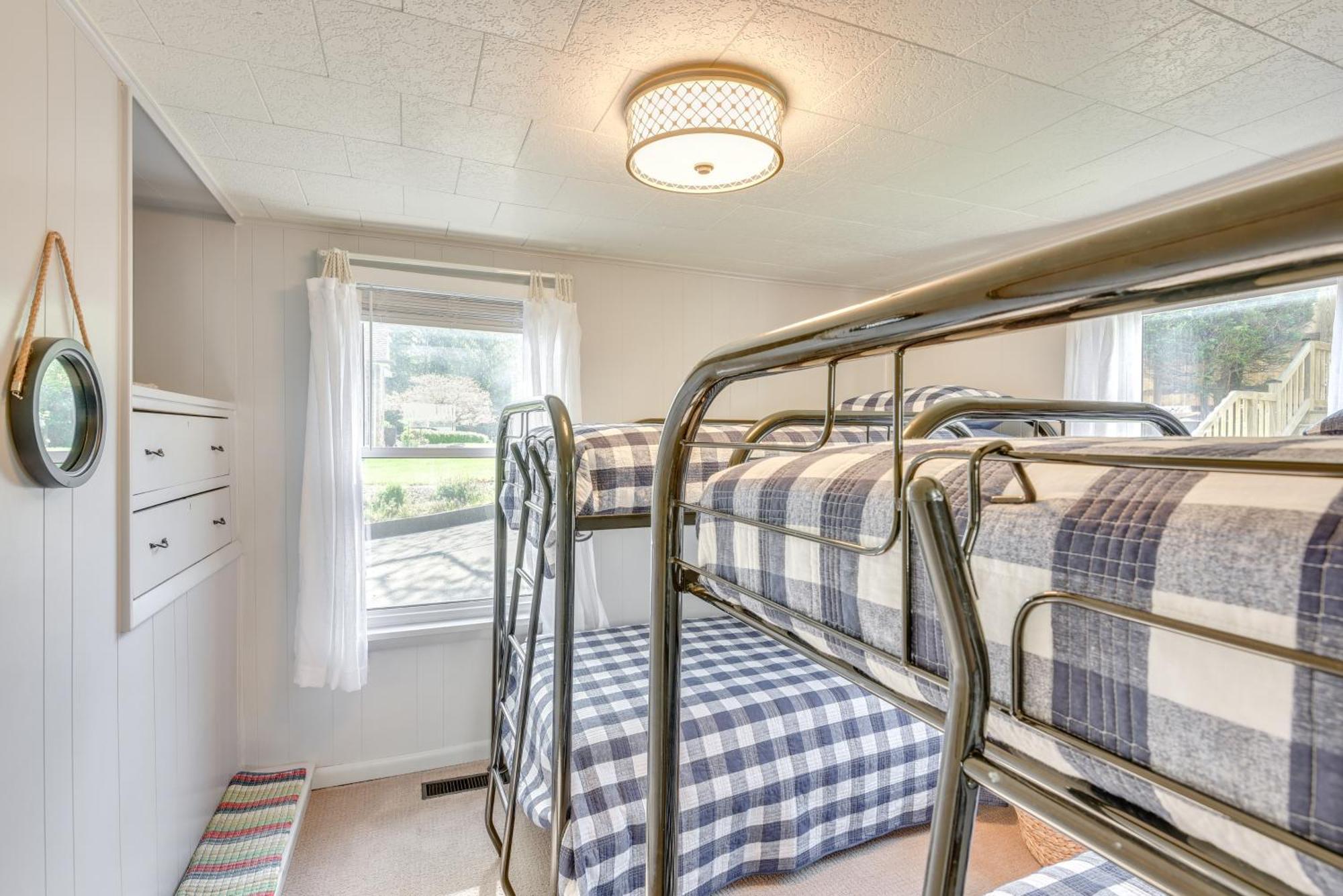 Rome City Lake House With Dock And Waterfront Views! Kendallville ภายนอก รูปภาพ